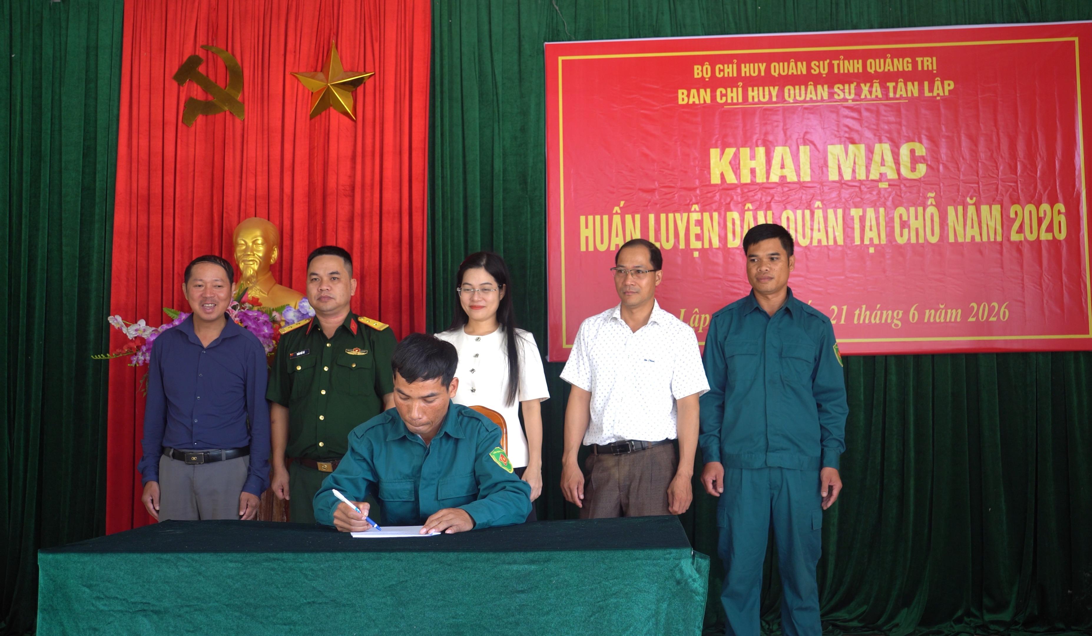 Khai mạc huấn luyện lực lượng dân quân tại chỗ năm 2026