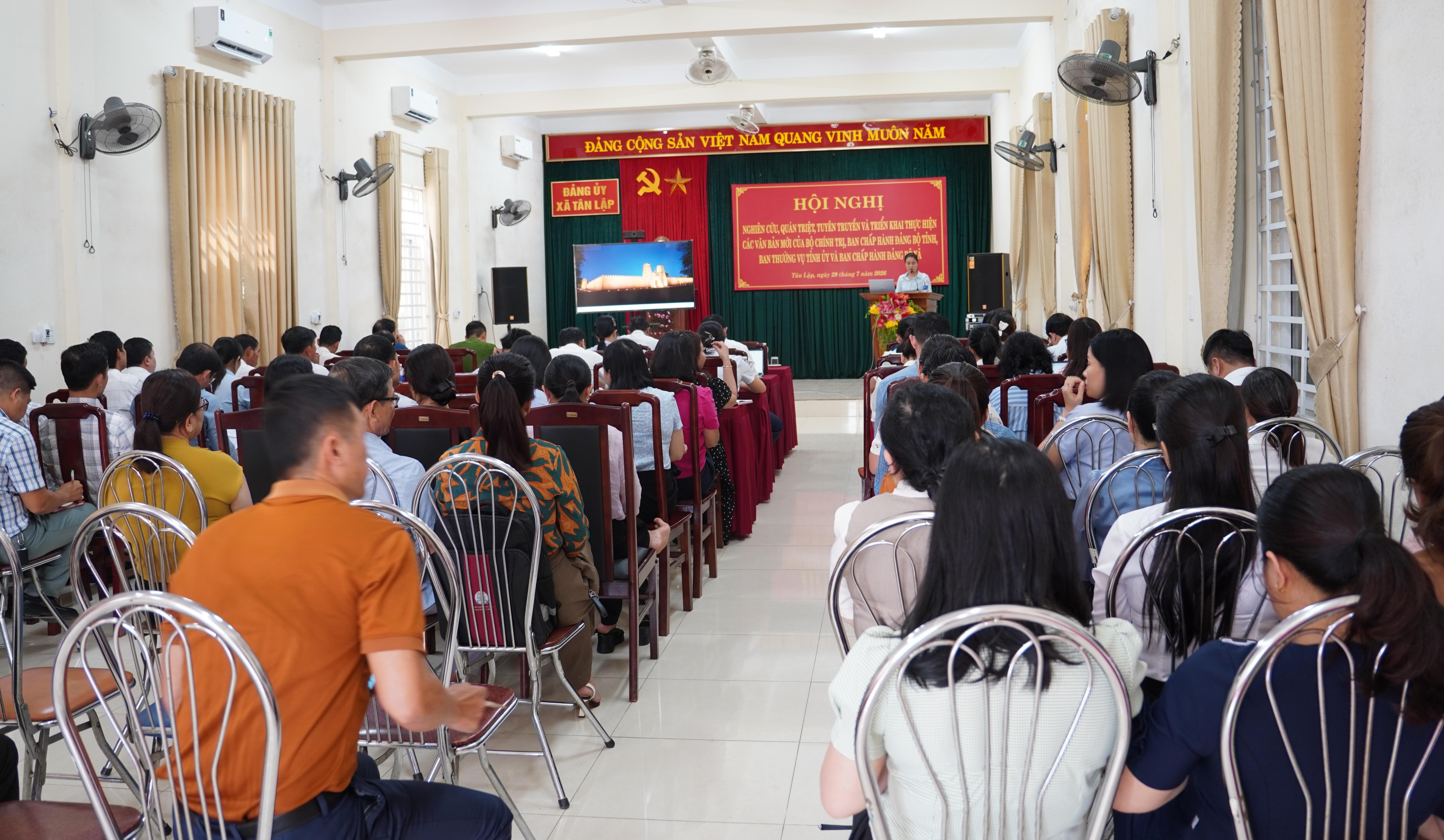 Đảng ủy xã Tân Lập tổ chức Hội nghị quán triệt, triển khai các văn bản mới của Trung ương, Tỉnh...